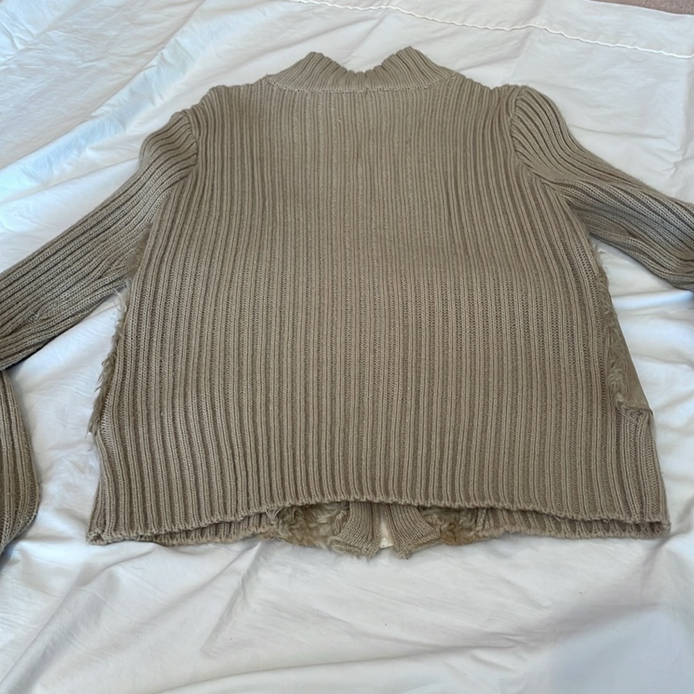 J. J. Basics Tan Mixed Fabric Zip Up. Large - Picture 6 of 7